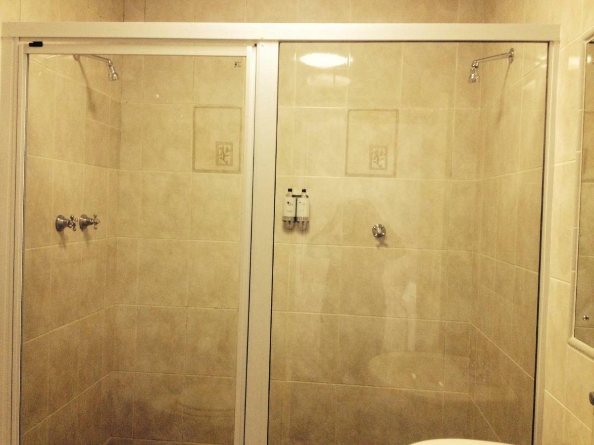 איסט לונדון Smart Villa Guest House מראה חיצוני תמונה